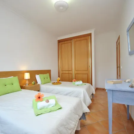 Apartment In Olhos D Agua Near Beaches Appartamento Albufeira